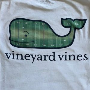 Men’s vineyard vines t-shirt